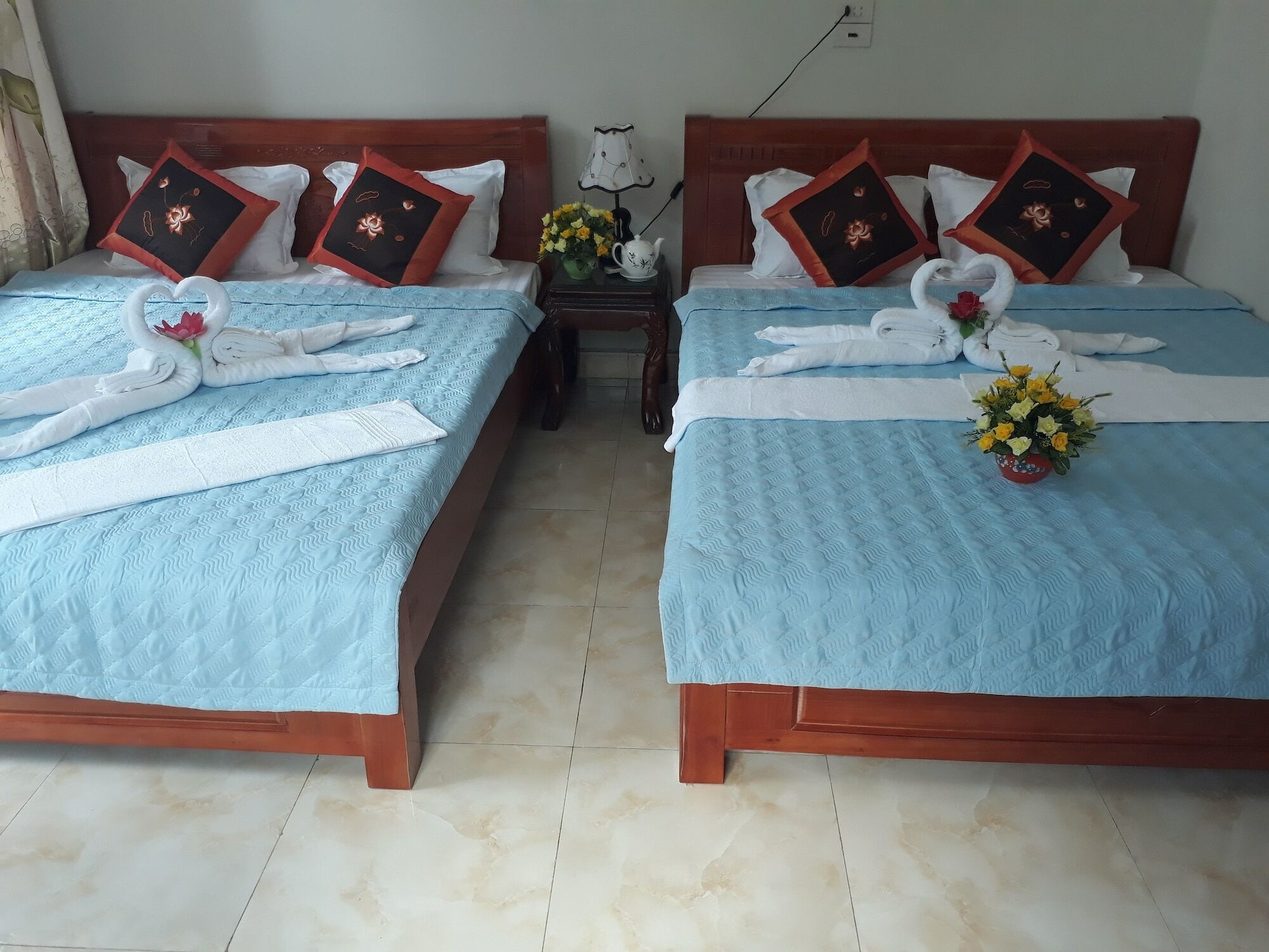 Tam Coc White Swan Homestay นิญบิ่ญ ภายนอก รูปภาพ